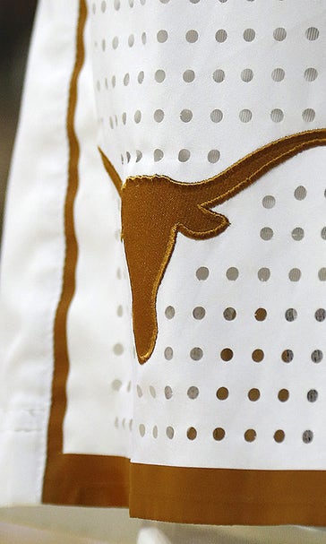 Texas announces independent review of basketball academics
